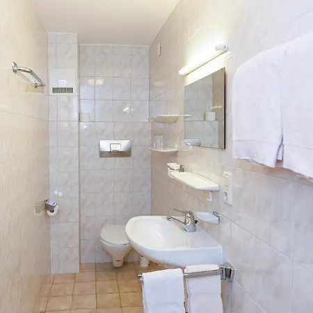 Haus Theresia 3* Mellau