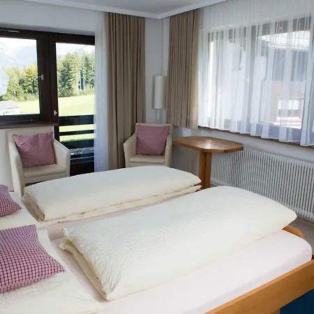 Haus Theresia Guest house