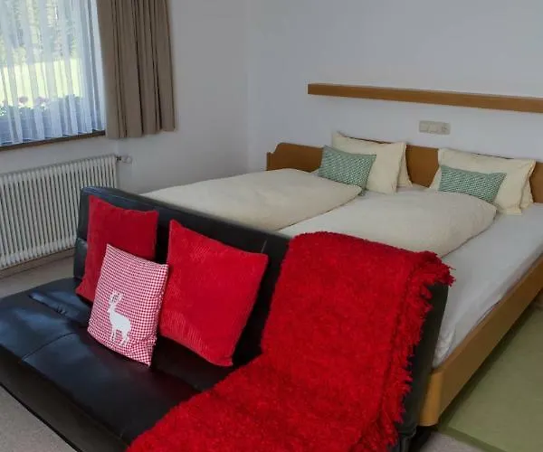 Haus Theresia 3* Mellau